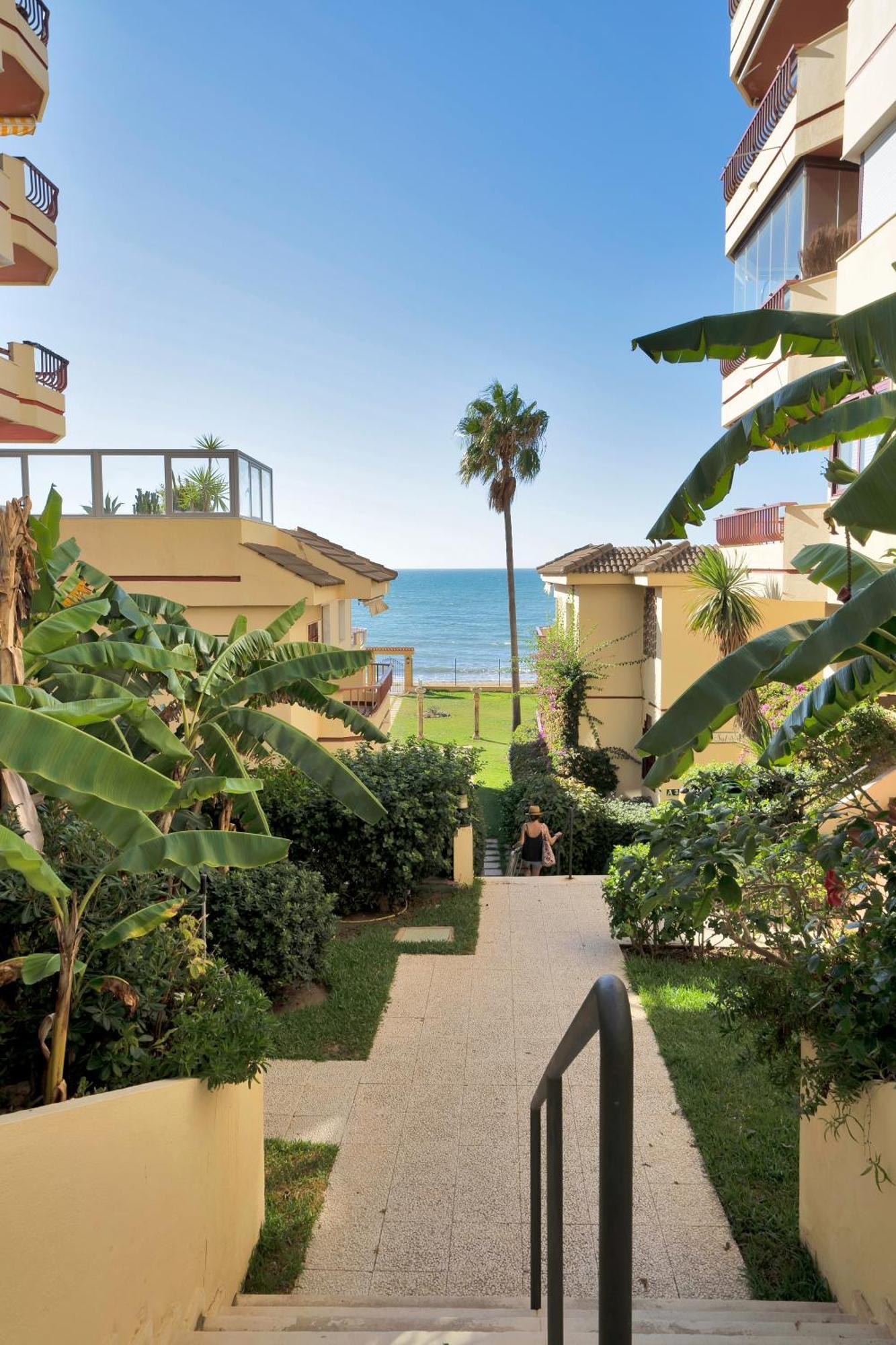 Casa Mar Apartamento Front Beach Con Wifi, Piscina, Padel Y Tenis - Lubina Del Sol Sitio de Calahonda 外观 照片