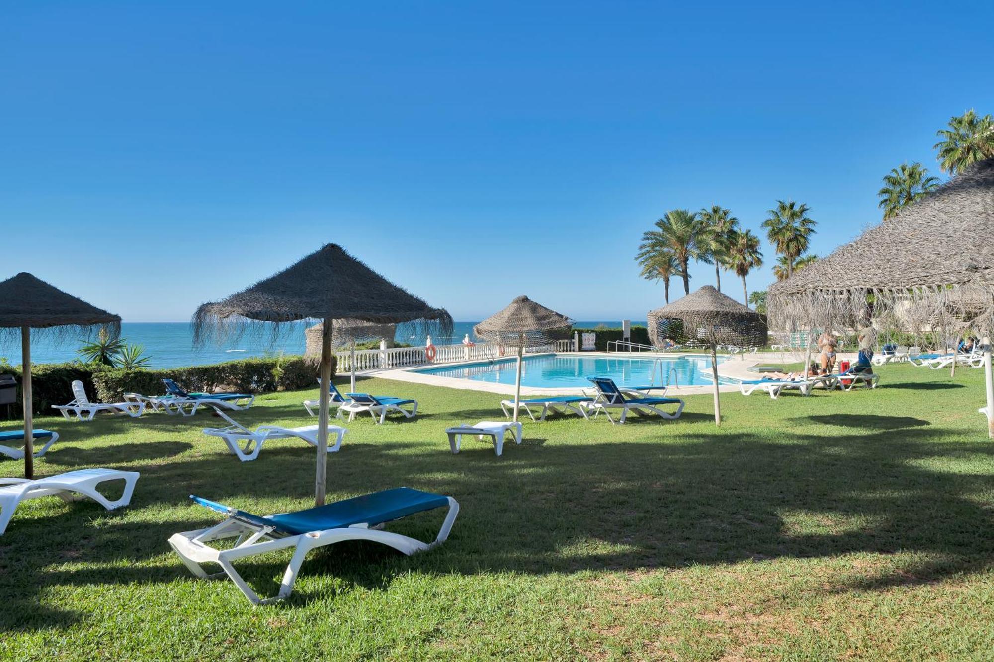 Casa Mar Apartamento Front Beach Con Wifi, Piscina, Padel Y Tenis - Lubina Del Sol Sitio de Calahonda 外观 照片