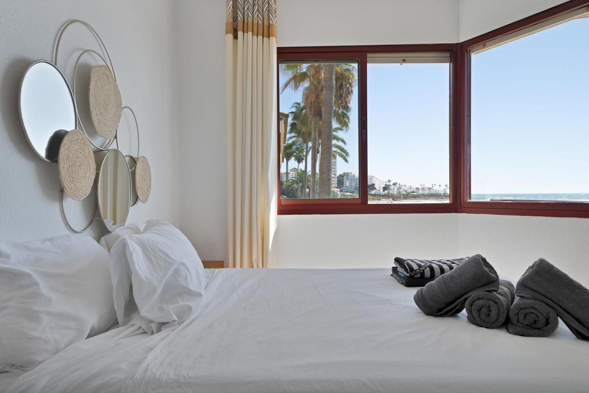 Casa Mar Apartamento Front Beach Con Wifi, Piscina, Padel Y Tenis - Lubina Del Sol Sitio de Calahonda 外观 照片